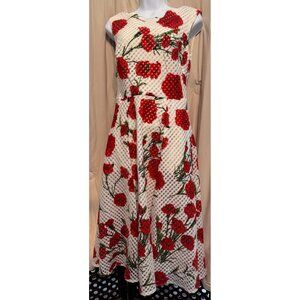 Betsey Johnson White/Red Floral Dress AMAZING Size 2